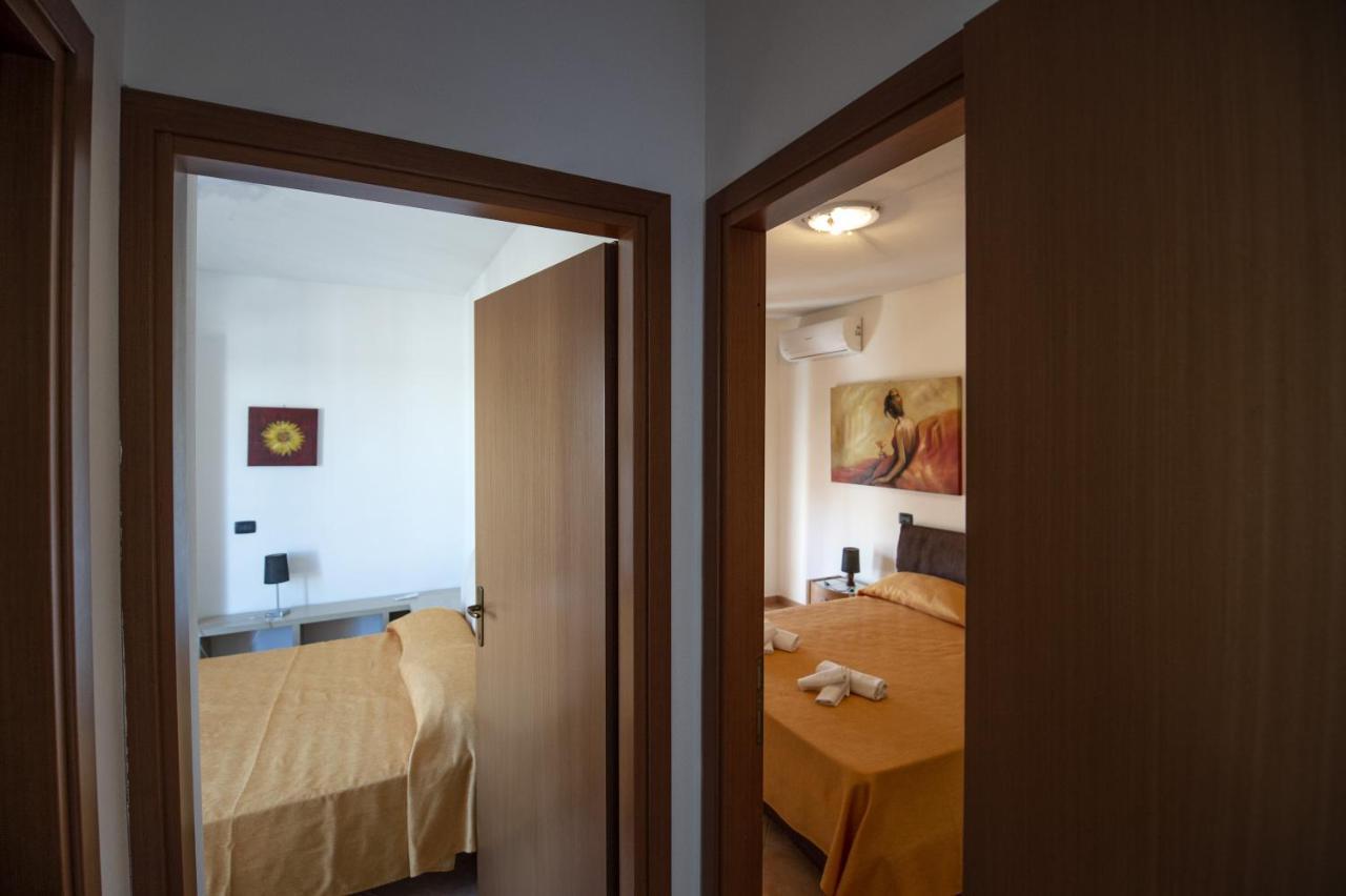 الشقق الفندقية سان فينتْشينسوفي  Le Residenze Di Santa Costanza - Mirto/Corbezzolo المظهر الخارجي الصورة